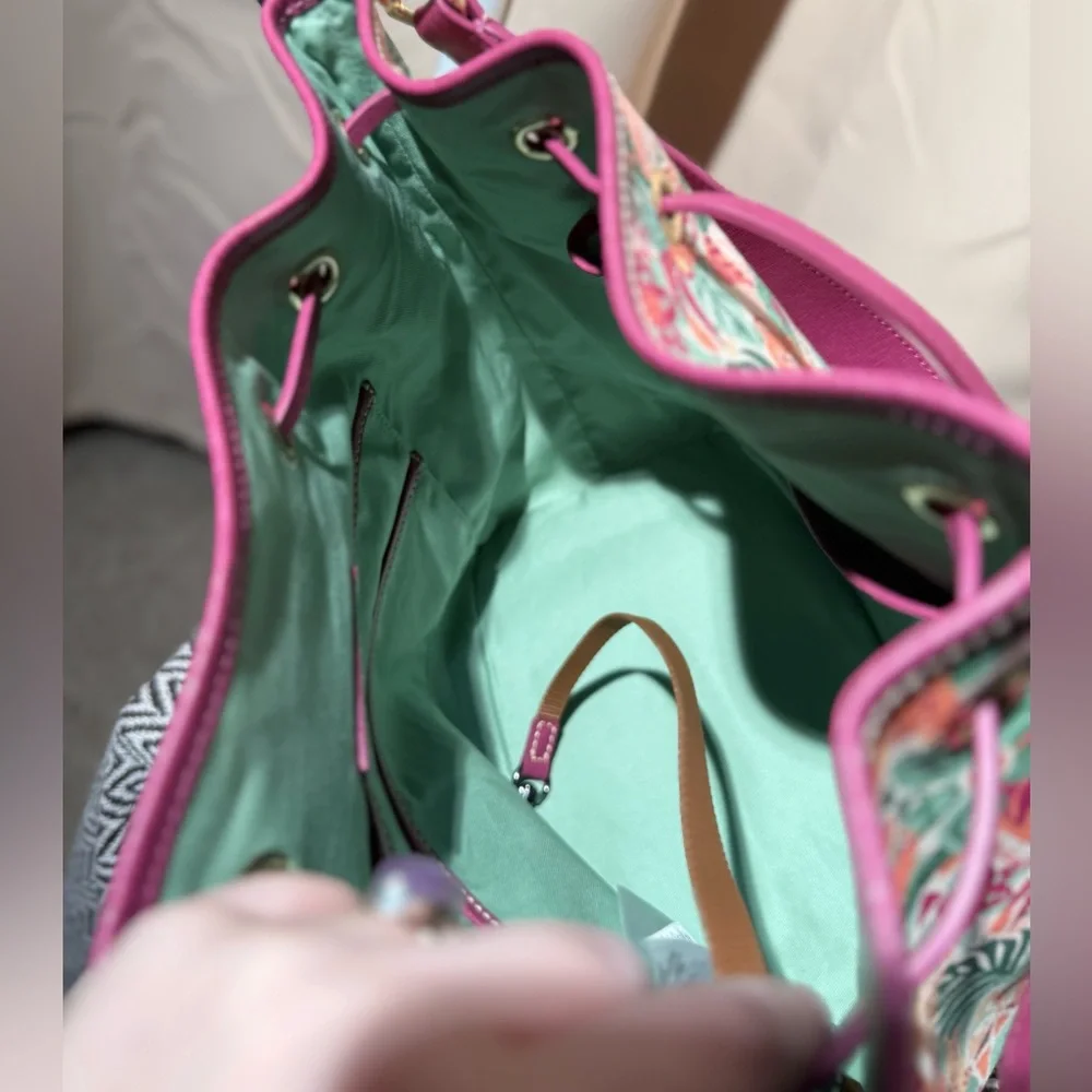Disney x Dooney & Bourke Lion King 30th Anniversary Bucket Bag - Like New/EUC - Picture 12 of 16